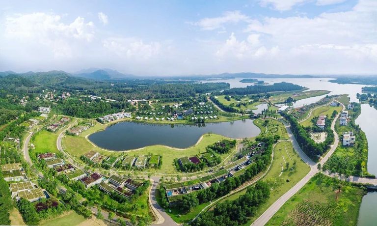 Hồ Đại Lải từ trên cao
